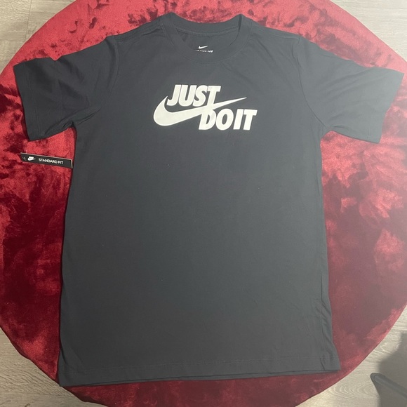 Nike Kids Boys Tee Size : XL (13 - 15 Years) Huge sale 🎉up to 80% off Brand new - Picture 1 of 6